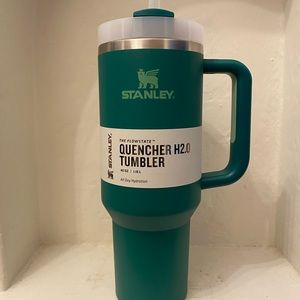 Stanley Quencher H2.0 Flowstate Tumbler (40oz, Alpine)